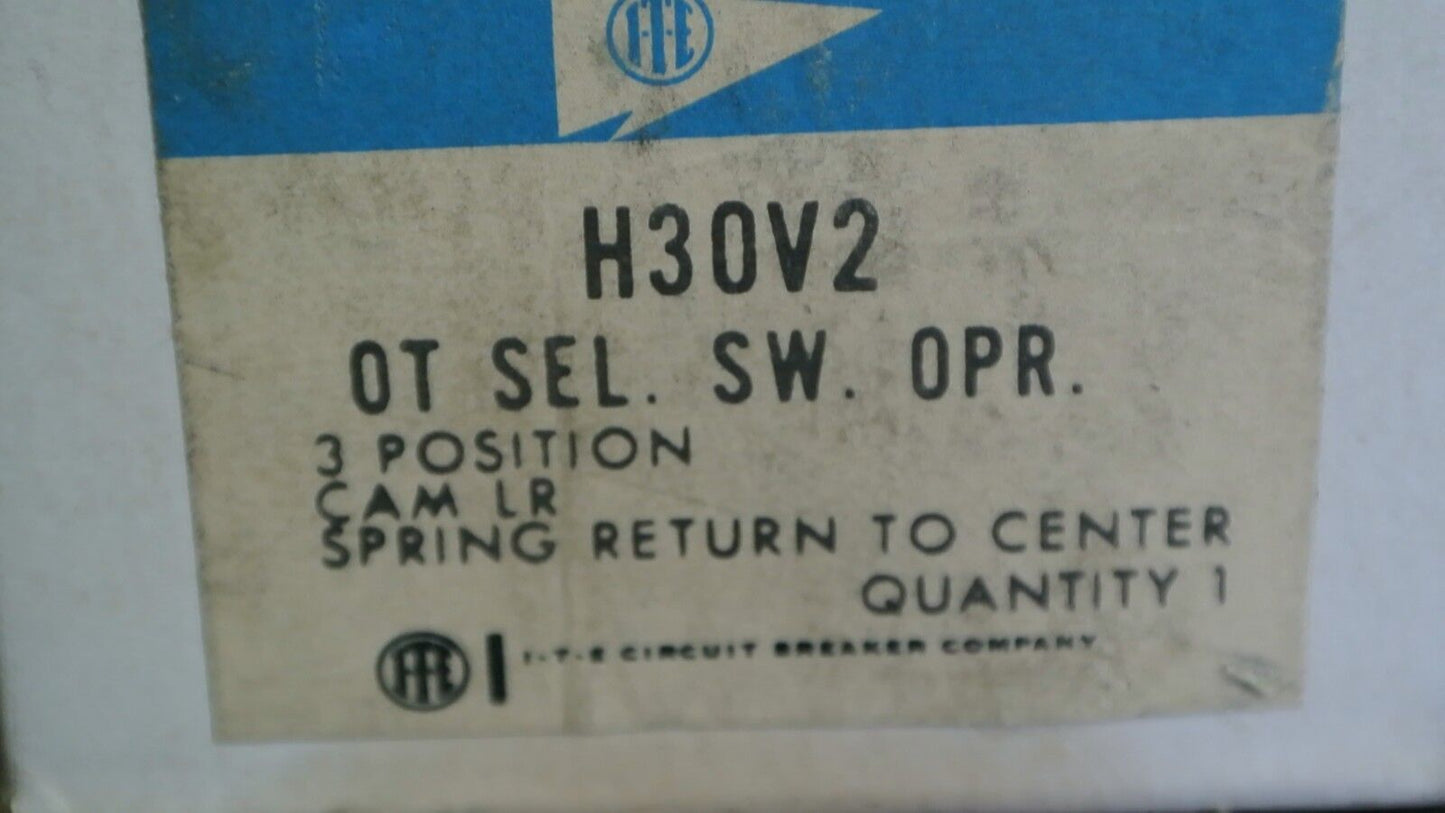 I-T-E H30V2 OT SEL SW OPERATOR - SPRING RETURN (CNTR) 3-POSITION - NEW SURPLUS