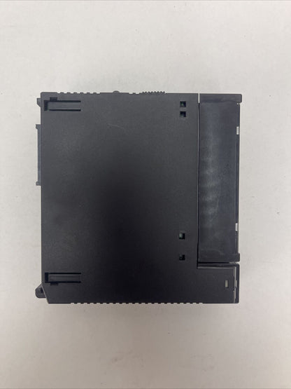 GE FANUC IC693MDL930D OUTPUT RELAY 4A 8PT ISOLATED