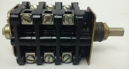 ALLEN BRADLEY BULLENTIN 806 J666731-1 SER. A, ROTARY PILOT SWITCH, 6 CIRCUITS