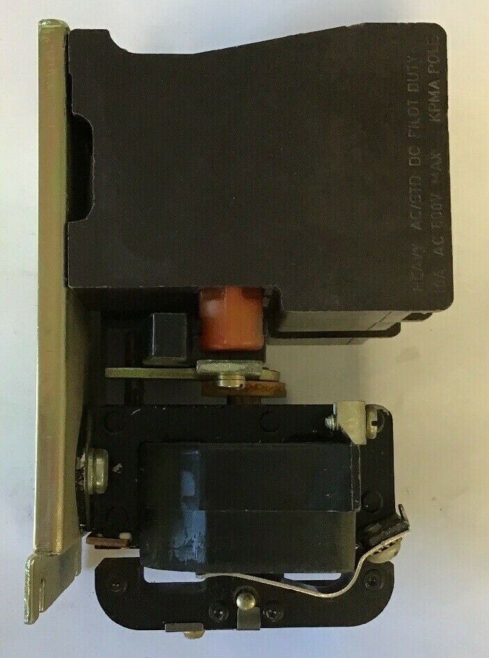 SYLVANIA 5UU3-76 PMA  A.C.RELAY 6 CONT. 120V 60HZ 3N.O./33N.C. 600VAC