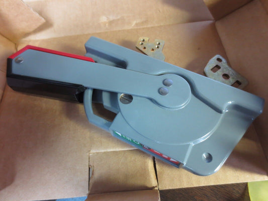 ALLEN-BRADLEY 1494F-M1 METAL DISCONNECT HANDLE (SMALL) - NEW SURPLUS