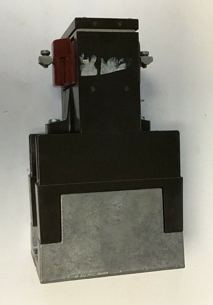 CUTLER HAMMER TYPE M LATCHED RELAY D26MR312A SER.A3