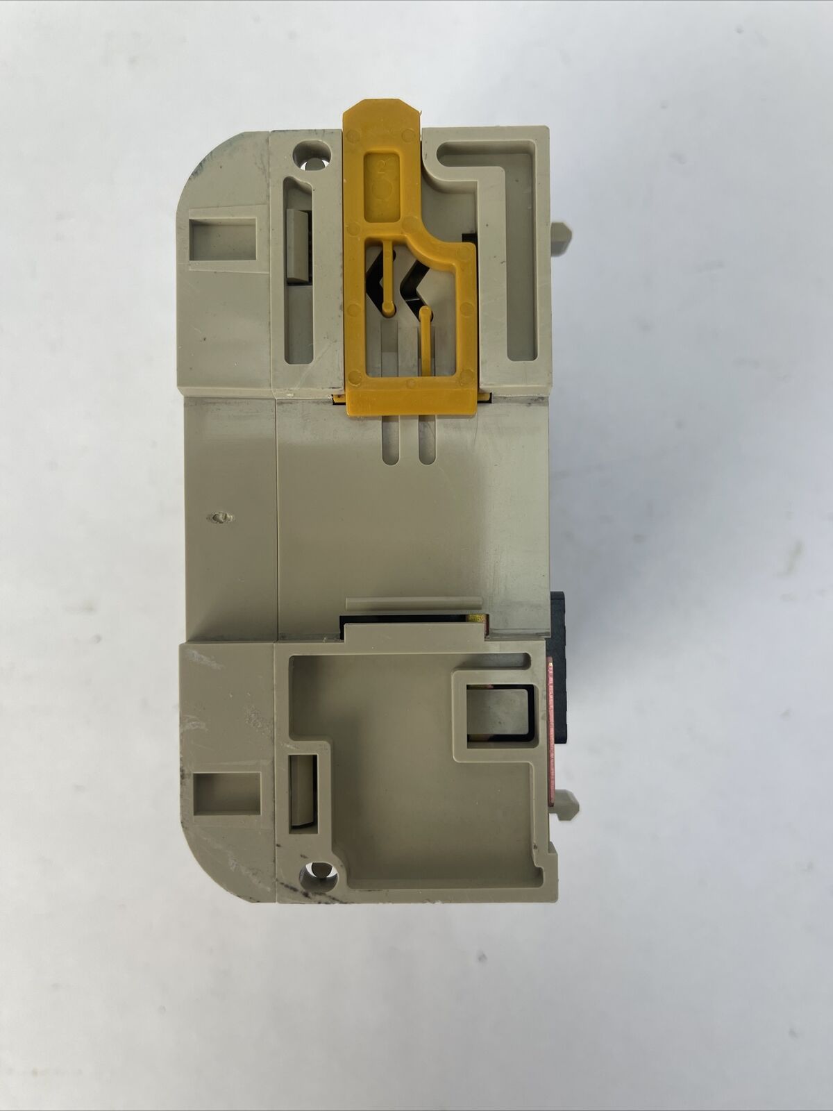 OMRON CQM1-PA203 POWER SUPPLY UNIT OUTPUT 5VDC 3.6A SOURCE 100-240VAC 60VA