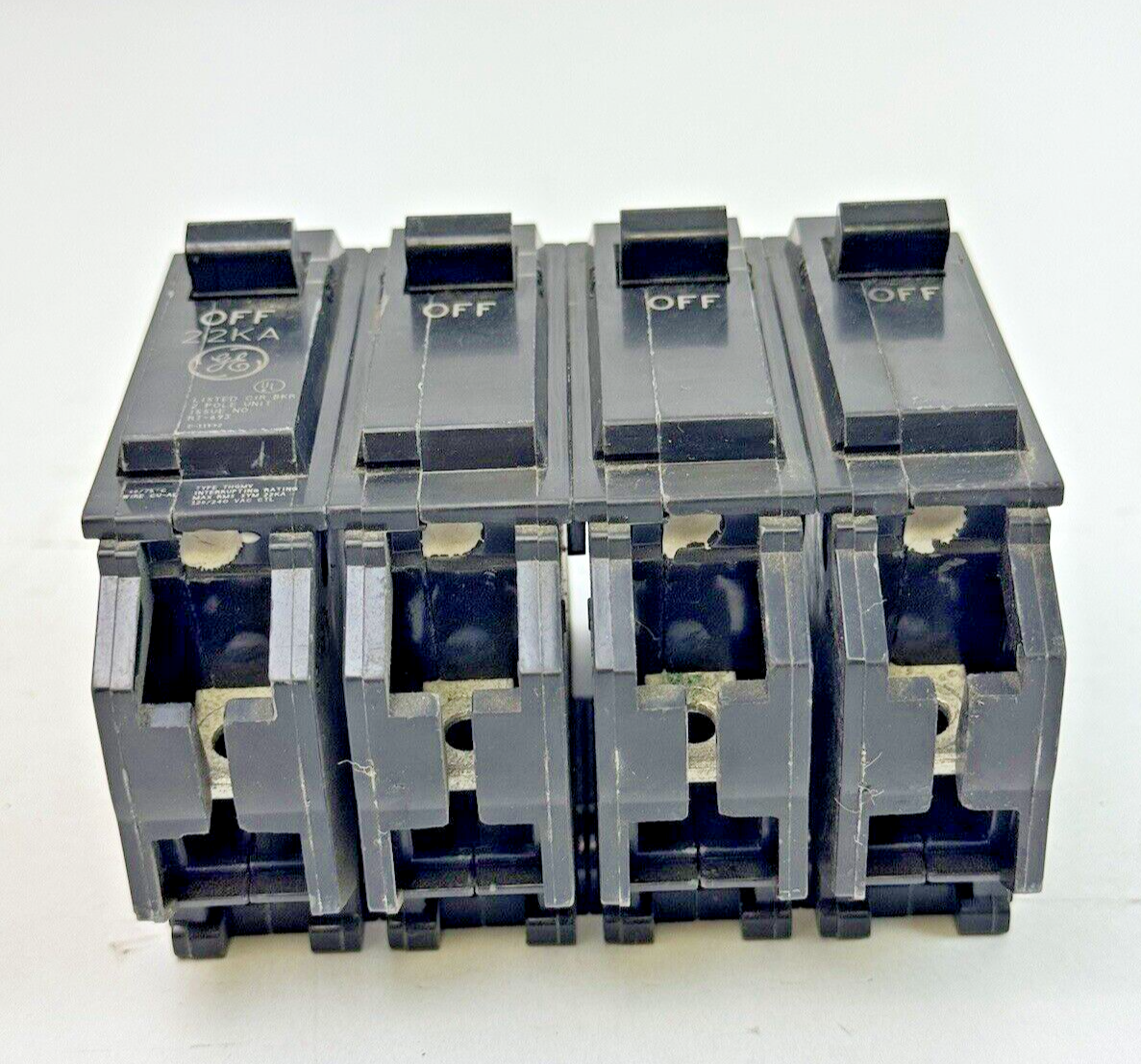 GE - THQMV4200 - CIRCUIT BREAKER (NO POLE TIE) - 2 POLE, 200 A, 240 VAC
