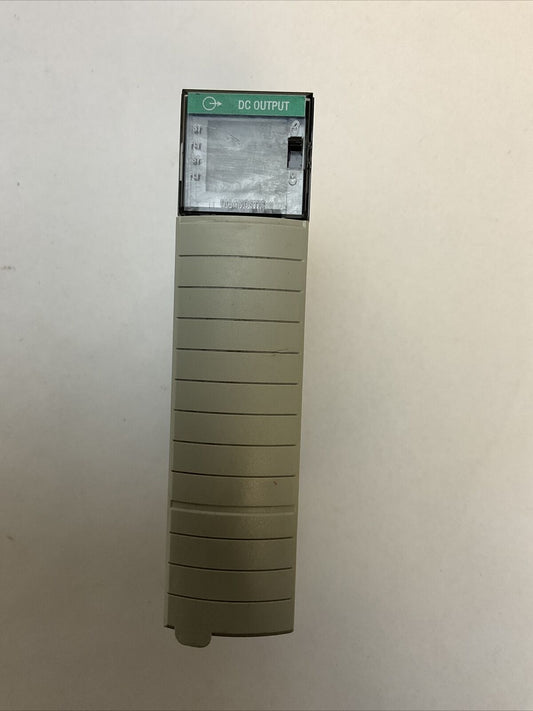 ALLEN BRADLEY 1756-OB16D SER A FW 3.2 CONTROL LOGIX 16 POINT D/O MODULE