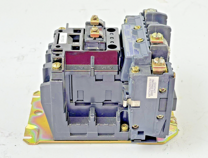 ALLEN BRADLEY -500L-BOD94 SER. B- LIGHTING CONTACTOR-30A,4 POLE,OPEN 115-120V,60