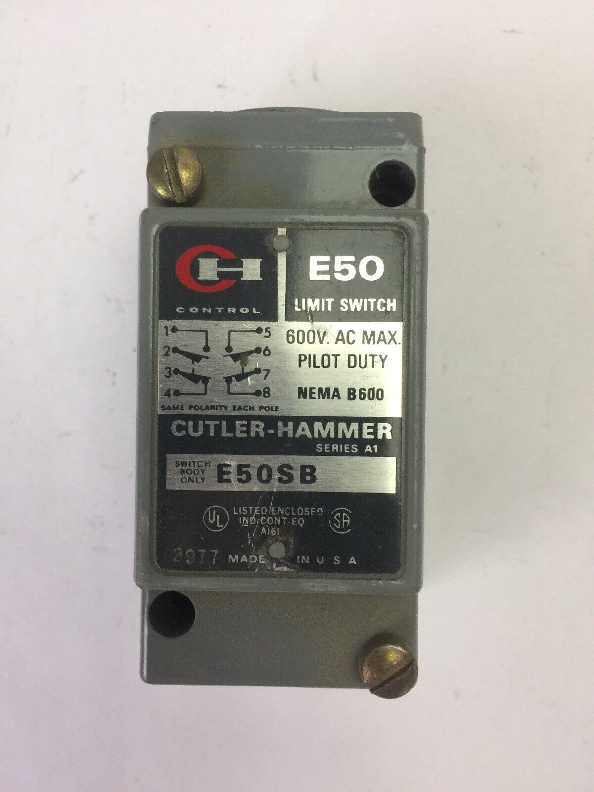 CUTLER HAMMER E50SB SWITCH BODY SER A1 E50RB RECEPTACLE SER A1