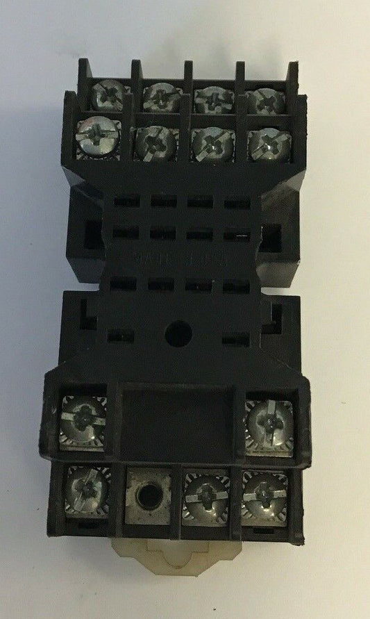 ALLEN BRADLEY 700-HN128 RELAY BASE 14 PIN SOCKET 300 VAC (MAY BE MISSING SCREWS)