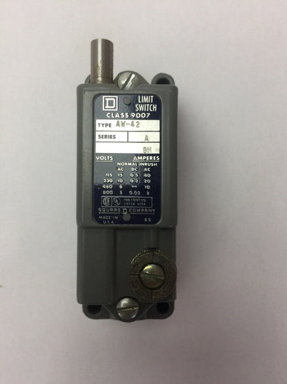 SQUARE D 9007 AW-42 PRECISION LIMIT SWITCH SER A 600V AC/DC 1 NO-1 NC 1,2,4,5&12