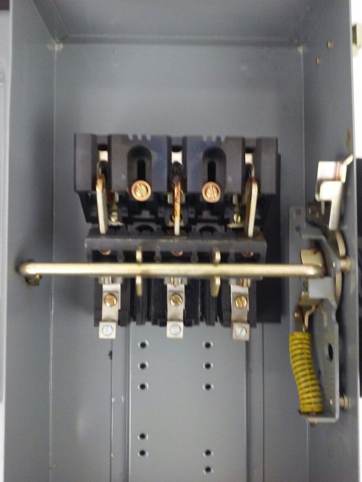 WESTINGHOUSE JHU361 H.D. SAFETY SWITCH NON FUSIBLE, 3PH, 30A, 600V, 20HP NEMA 12