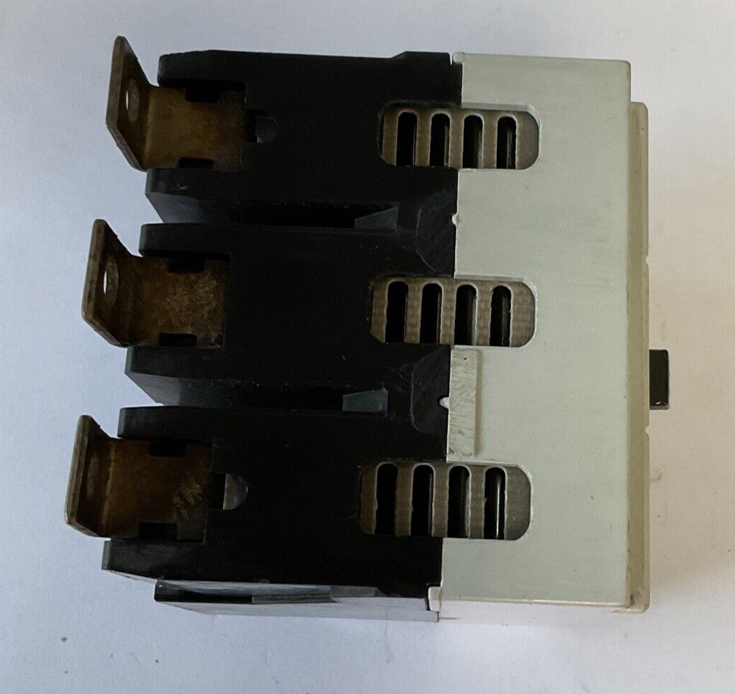 WESTINGHOUSE GDB 14K CIRCUIT BREAKER 25A 480VAC 3POLE 50/60HZ GDB3025