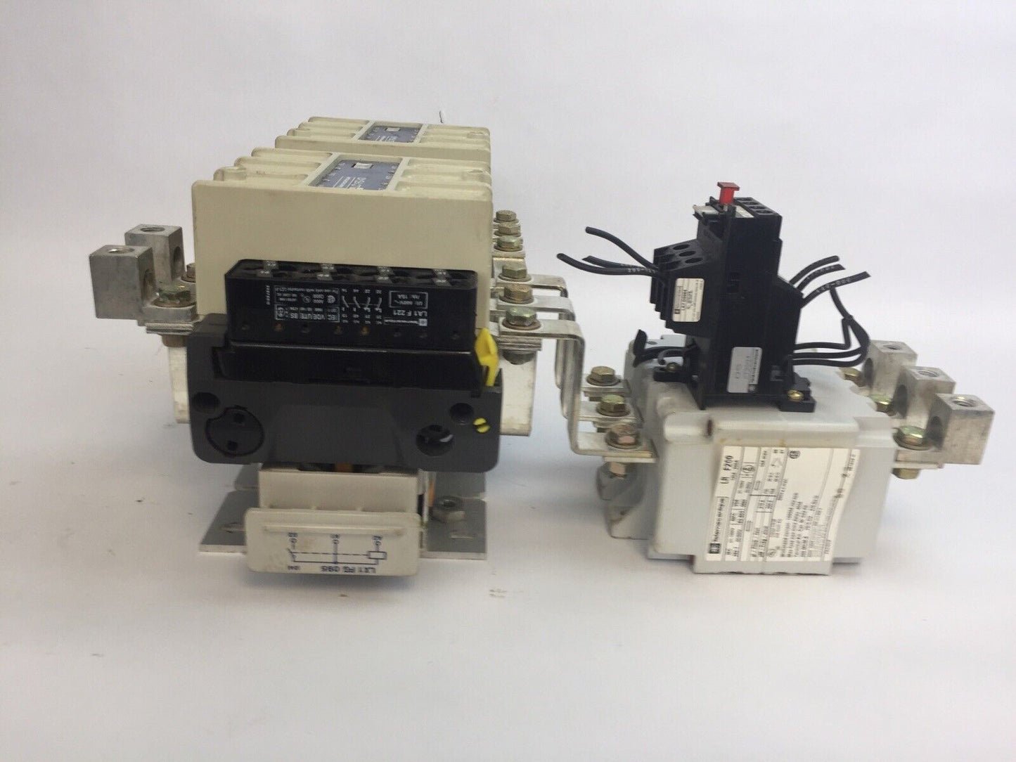 TELEMECANIQUE LC1FG43 REVERSING STARTER  COIL 115-120V LR F200