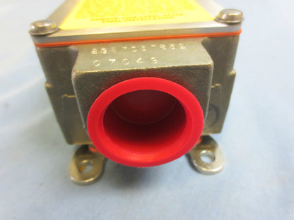 NAMCO EA180-31303 SNAP-LOCK LIMIT SWITCH - NEW SURPLUS