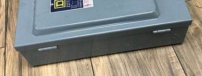 SQUARE D H261 SER. D2 SAFETY SWITCH 600VAC/DC 30AMP FUSIBLE 15HP