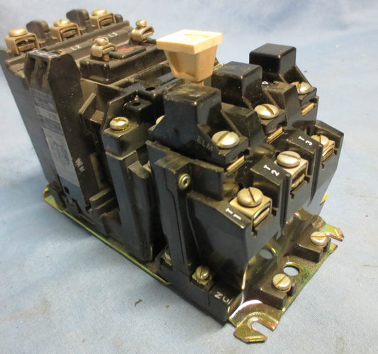 ALLEN-BRADLEY 509-AOD STARTER Ser B w/ W44 HEATERS, CB236 COIL, 595-A AUX CONT