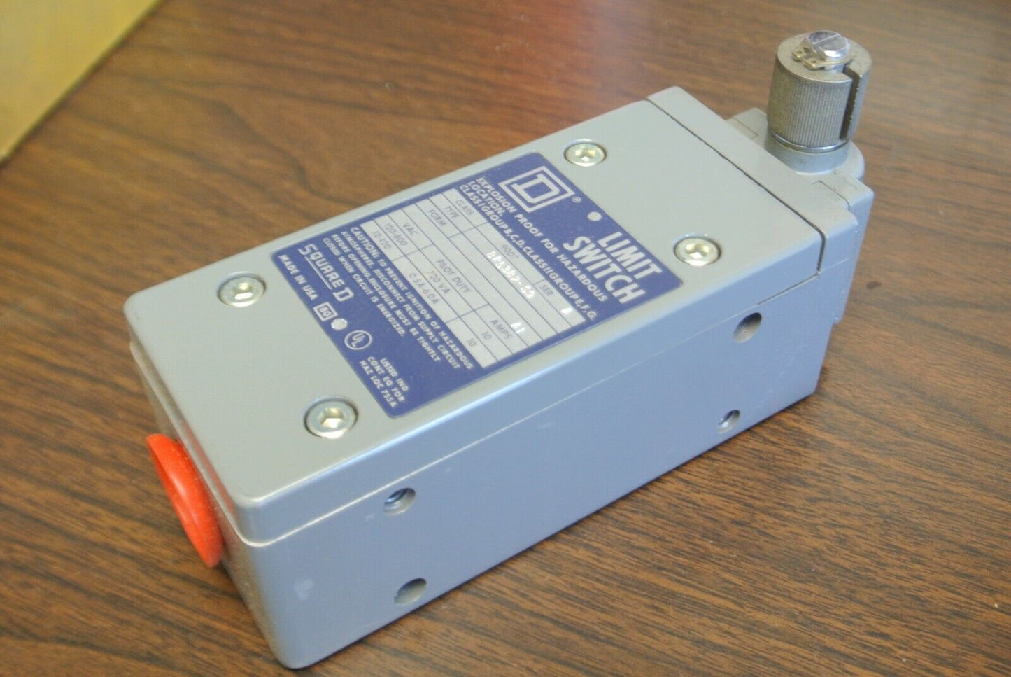 SQUARE D 9007 BR53B2-S9 HEAVY DUTY LIMIT SWITCH for HAZARDOUS LOCATION
