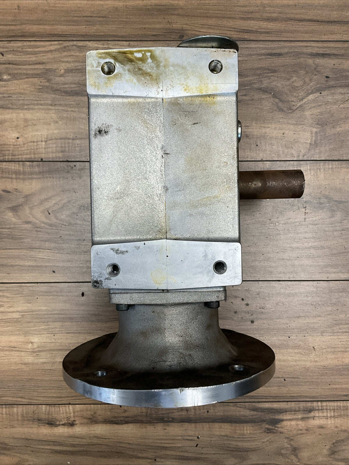CONE DRIVE B101010.BANTE-------GEAR BOX RATIO 10:1