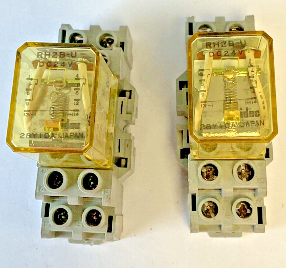 IDEC SH2B-05C RELAY SOCKET / RH2B-U RELAY 24VDC ***LOTOF2***