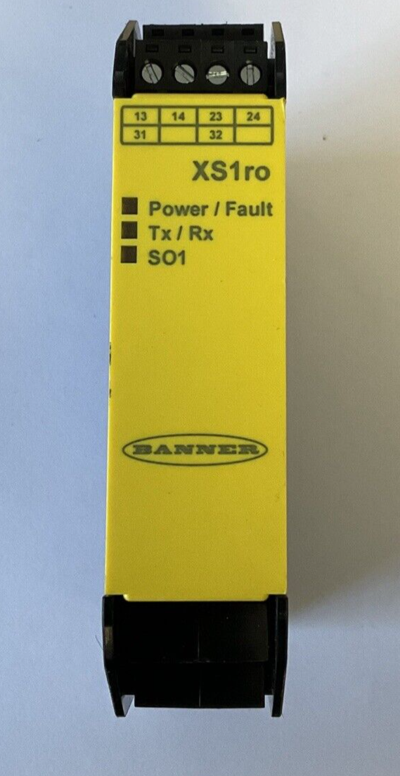 BANNER XS1RO SAFETY CONTROLLER 250VAC 24VDC 6A RELAY SAFETY OUTPUT MODULE