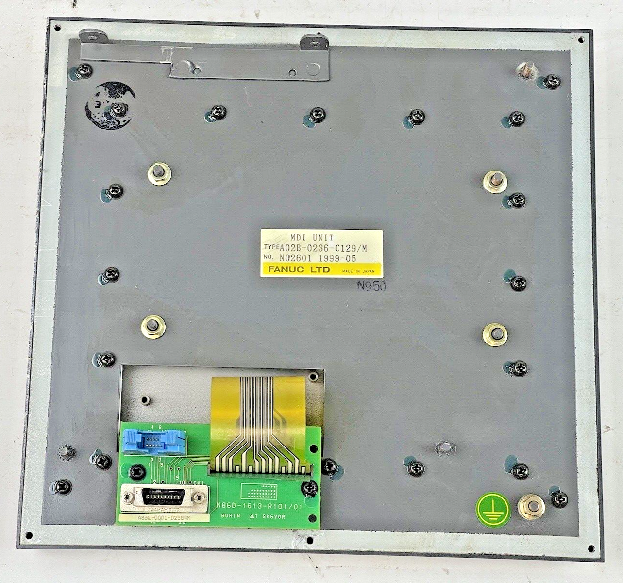 FANUC - A02B-0236-C129/M - OPERATOR KEYPAD / MDI UNIT