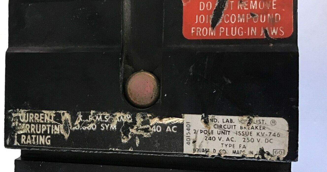 SQUARE D FA22015AC CIRCUIT BREAKER 240VAC/250VDC 2POLE