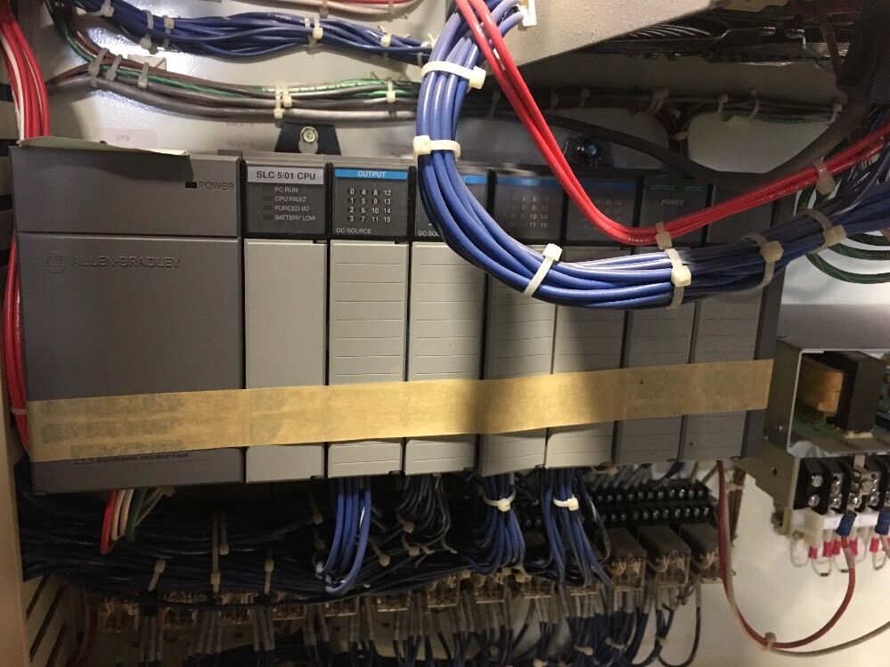 ALLEN BRADLEY 1395 DC DRIVE CONTROLLER 75 H.P. 230V