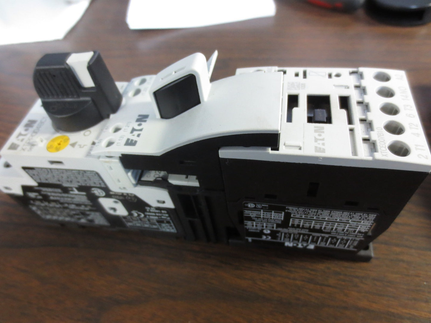 EATON XTPR001BC1 STARTER + XTCE007B10 CONTACTOR + OXM12DM + XTPAXFA11 AUX CONTAC