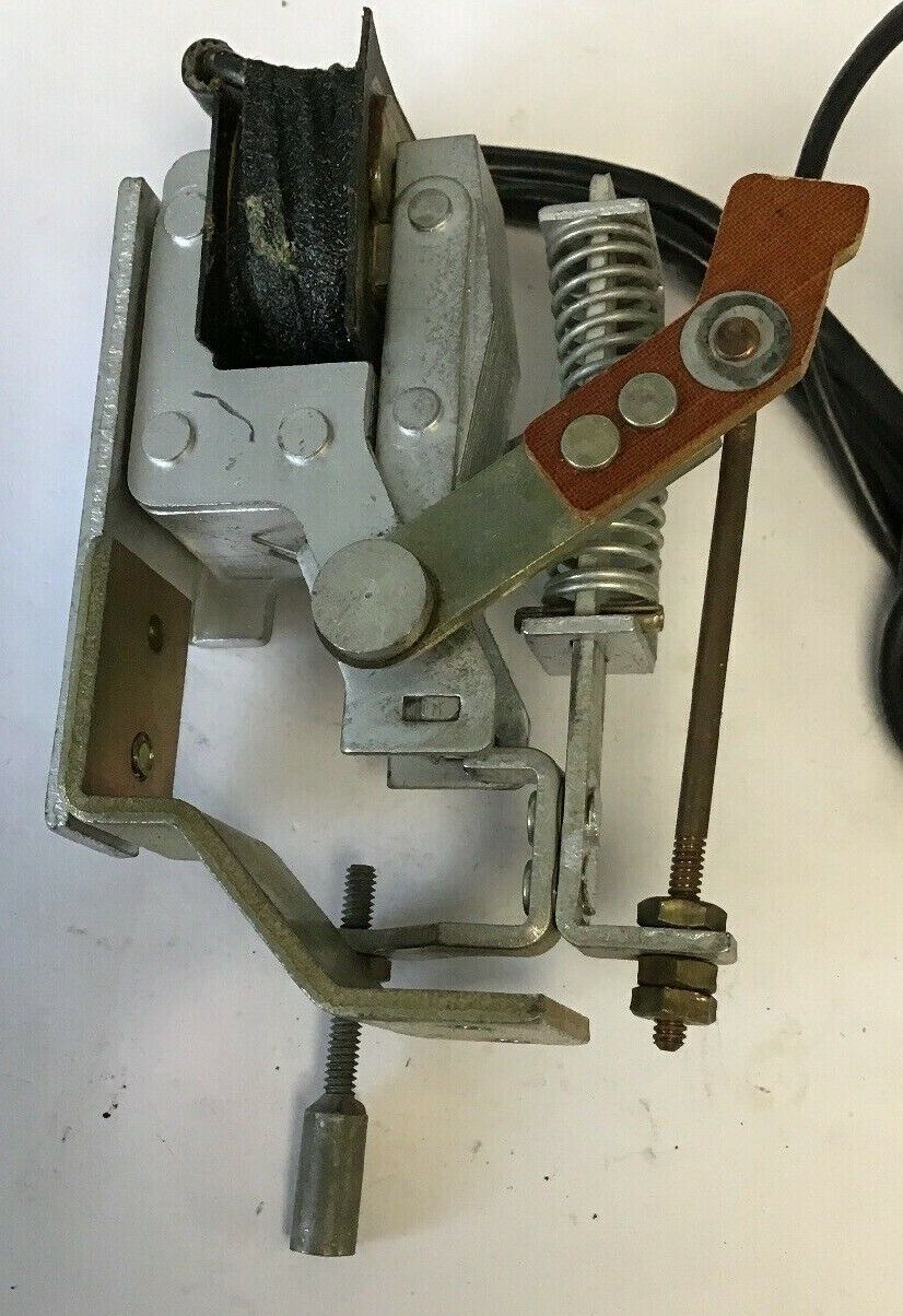 WESTINGHOUSE 1773742 SHUNT TRIP 120V S-1773742