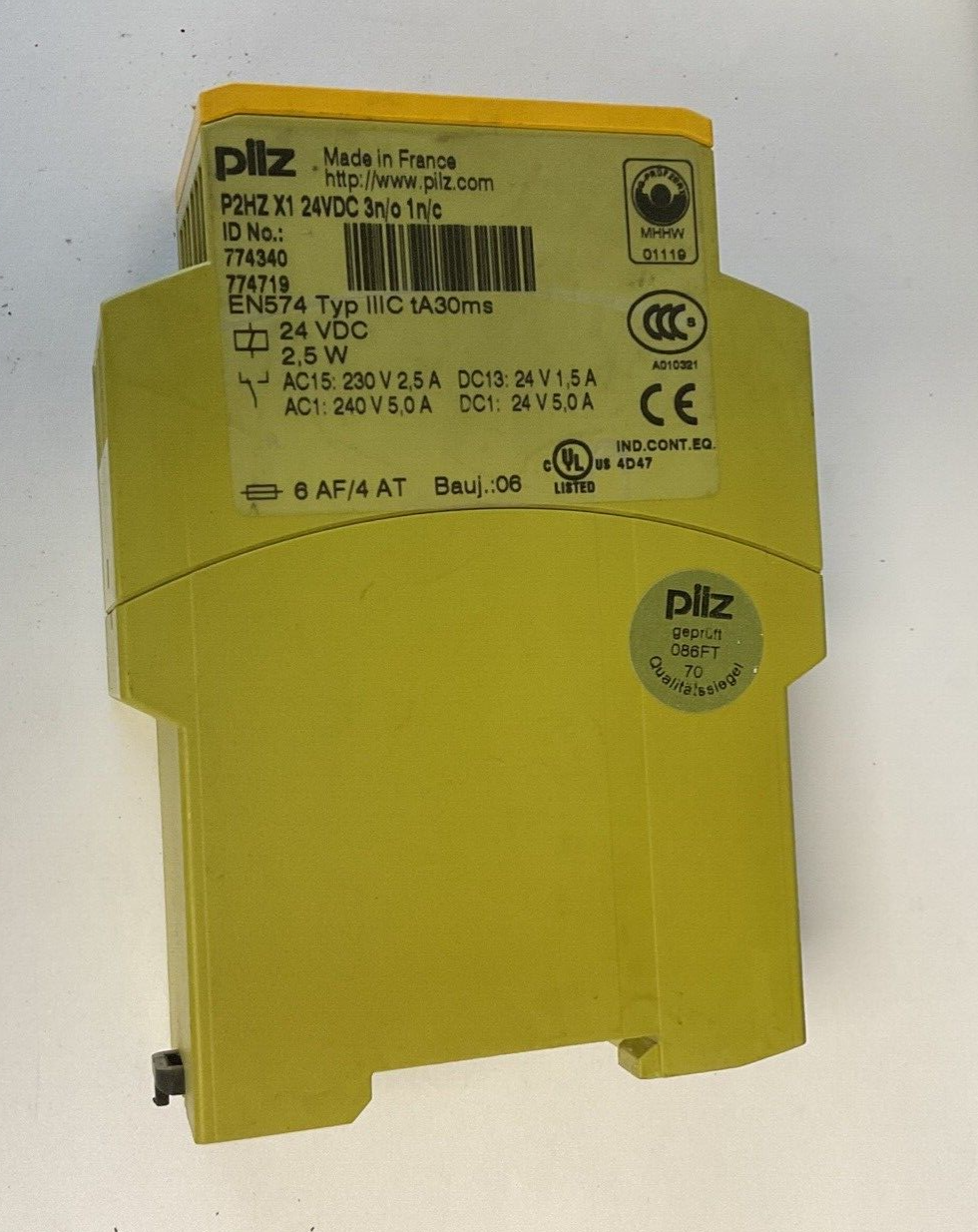 PILZ P2HZ X1 SAFETY RELAY 24VDC 3N/O 1N/C
