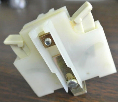 WESTINGHOUSE M33-1A - MECHANICAL INTERLOCK for Series A/200 UNITS - NEW SURPLUS