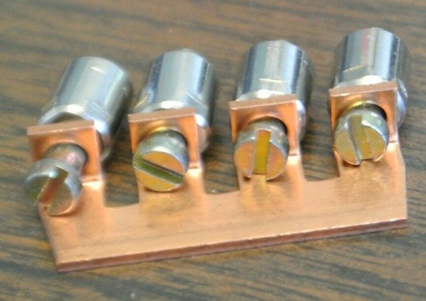 LOT of 4 / CUTLER-HAMMER C383TJ7 INTERNAL JUMPER / 4-POLE / NEW SURPLUS