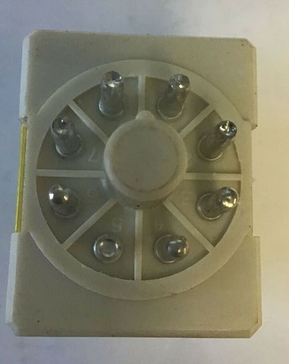 IDEC RR2P-U RELAY 24VAC ***LOTOF3***