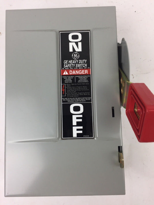 GE THN3321 SAFETY SWITCH HEAVY DUTY INDOOR NON FUSIBLE 3 POLES 240VAC 250VDC 30A