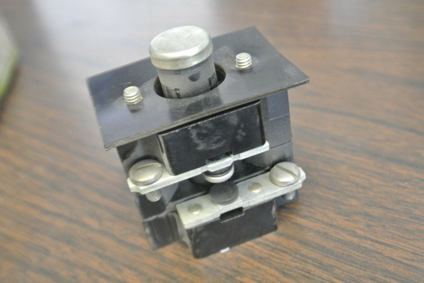 ALLEN-BRADLEY X-163348 CONTACT ASSEMBLY / NEW SURPLUS