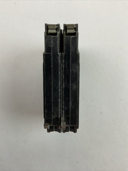 GE THQP240 CIRCUIT BREAKER 2POLE 40AMP 120/240VAC (LOT OF 4)