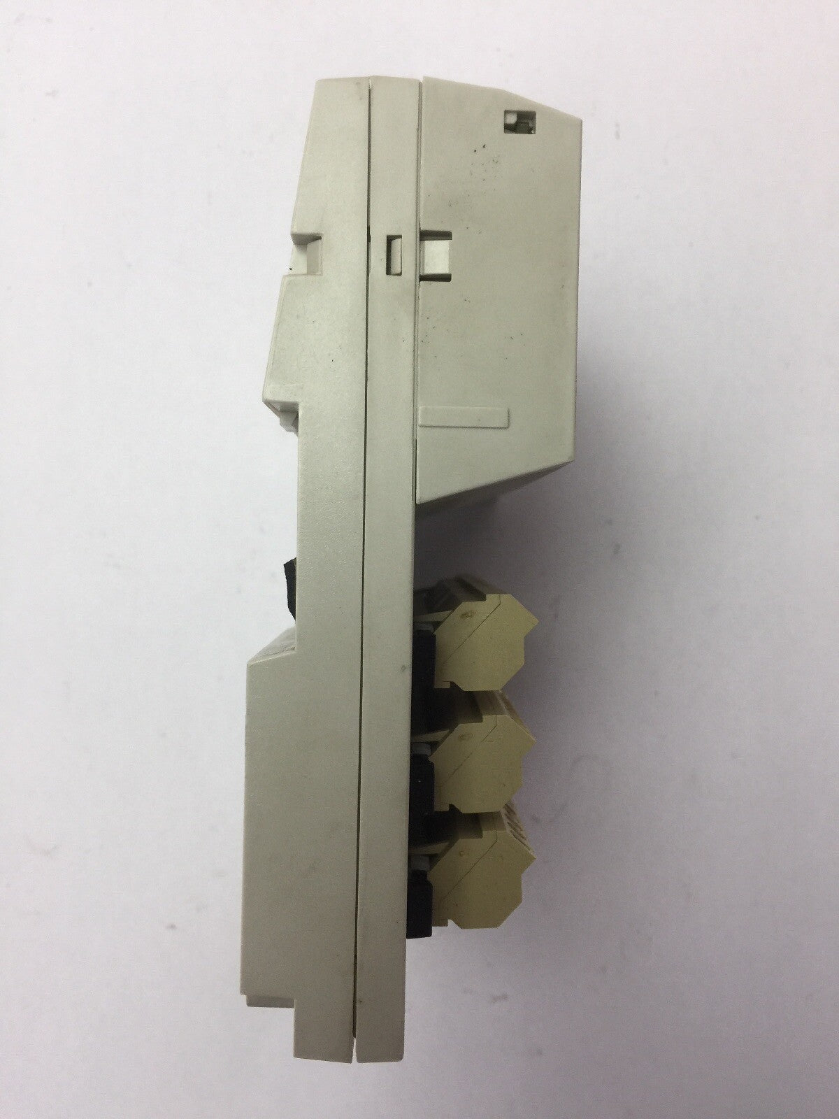 SCHNEIDER TSX MOMENTUM 170ADM35011 I/O BASE 24VDC 170NEF11021 COMM ADAP MB+ SGL