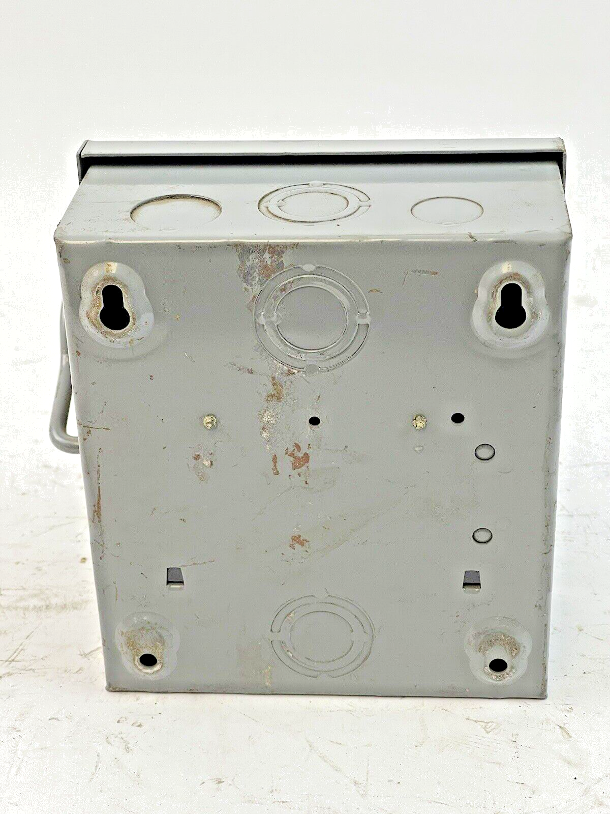 FEDERAL PACIFIC - 7332 - ENCLOSED SWITCH - 30 AMP, 3 POLE, 240 VAC, NEMA TYPE 1