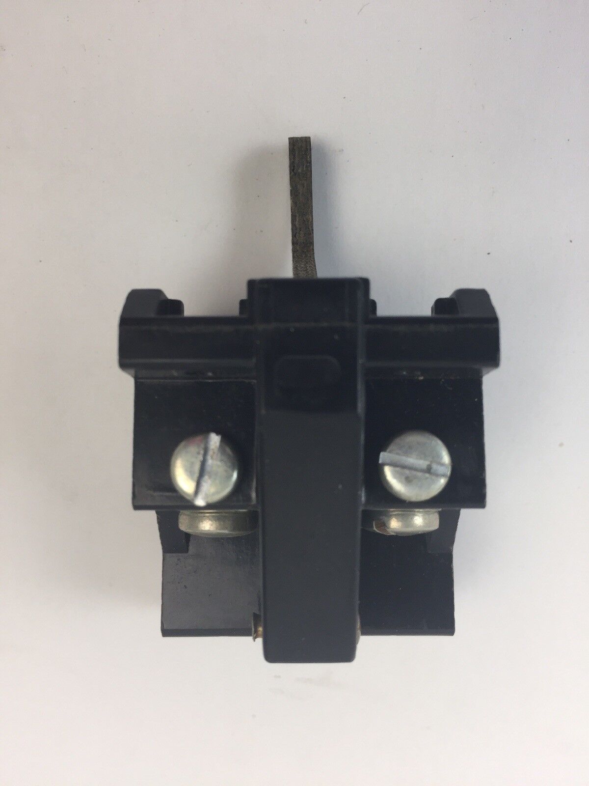 ALLEN BRADLEY 895-B2M AUXILIARY CONTACT 600VAC SIZE 2 & 3 STARTER AND 100 & 200
