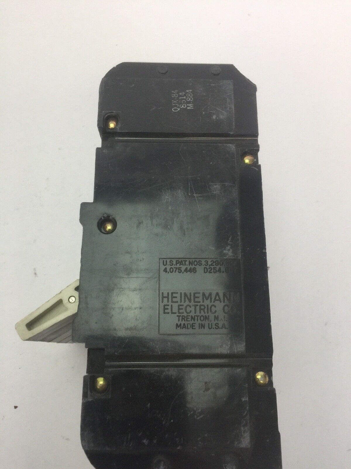 HEINEMANN GJ3-C2C3C2-A CIRCUIT BREAKER 125AMP 240V 3POLE 400HZ 2TD GJ3-Z14-1