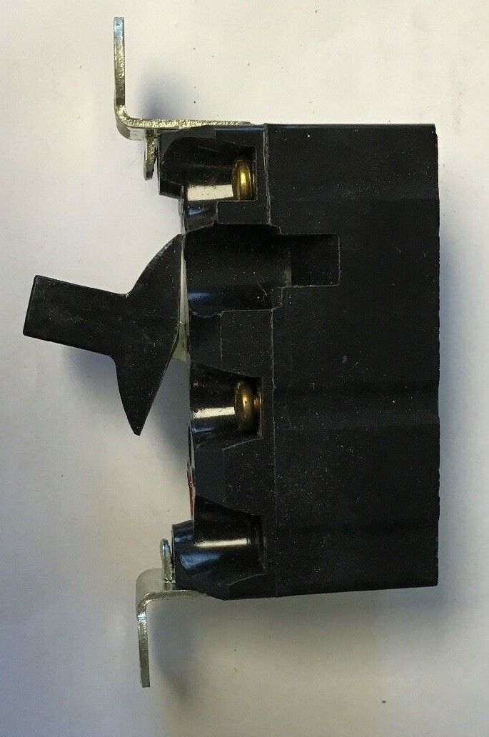 ARROW HART RL-11-U MAUAL STARTER TOGGLE OPERATED INDUSTRIAL CONTROL 115/230V