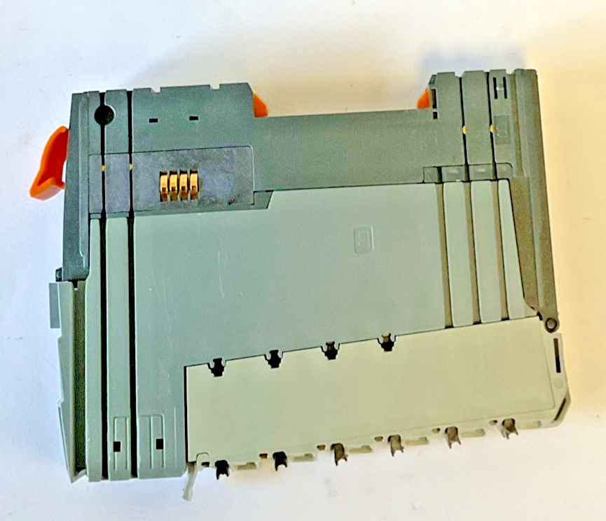 B&R X20 D0 6322 DIGITAL OUTPUT PLC REV.IO / X20 BM 11 REV. G0 BASE