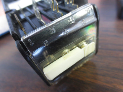 GENERAL ELECTRIC CR120K420 03AA TYPE K RELAY - 230V, 60Hz - NEW SURPLUS