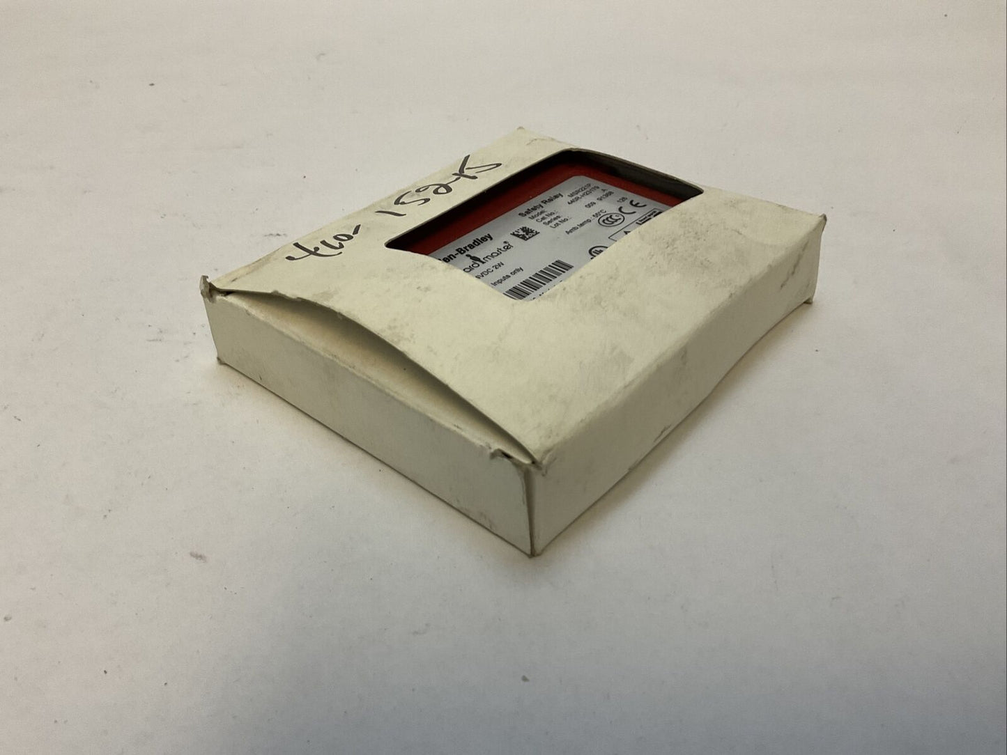 ALLEN BRADLEY 440R-H23179 SAFETY RELAY MSR221P SUPPLY 24VDC 2W