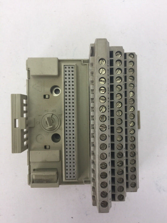 ALLEN BRADLEY 1794-TB3/A FLEX I/O TERMINAL BLOCK 5VDC 640mA