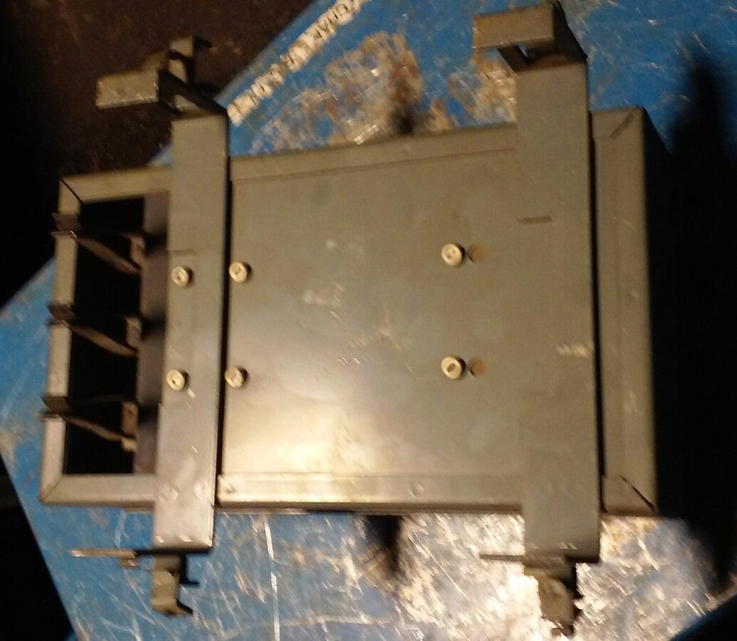 WESTINGHOUSE (plug in unit) 1470622-A 30A 575V 3 pole type COP