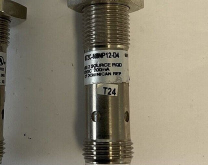 ALLEN BRADLEY 872C-N8NP12-D4 INDUCTIVE PROXIMITY SENSOR SER.D 30VDC***LOTOF2***