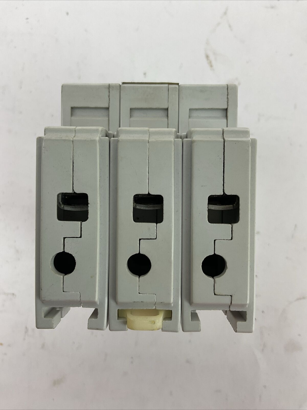 ALLEN BRADLEY 1492-CB3G100 MANUAL MOTOR CONTROLLER 10A 5HP 3PH 480Y/277VAC 3POLE