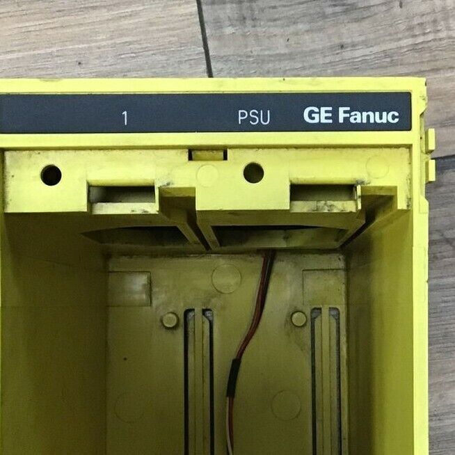 FANUC A02B-0216-B503 BACKPLANE 6 SLOT 18-TB CHASSIS