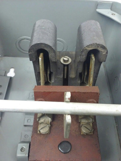 WESTINGHOUSE, AHU-221, SAFETY SWITCH, 2P, 30A, 240VAC/ 250VDC, TYPE A, AHU, NEW