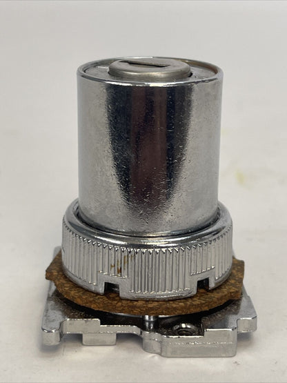 CUTLER HAMMER 10250T15222 SELECTOR KEY SWITCH 3 POSITION
